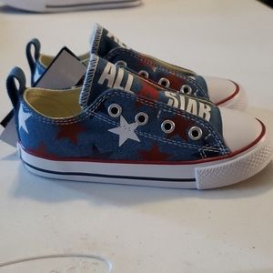 Kids converse
